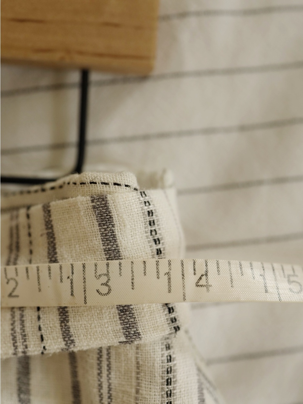 Lined Linen Blend Striped Skirt - Picture 6 of 8